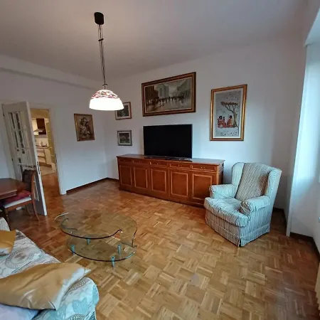 Lagosta Home-isola Appartamento Milano